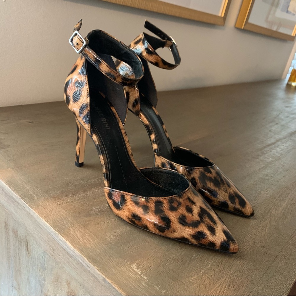Gianni Bini Leopard Print Heels